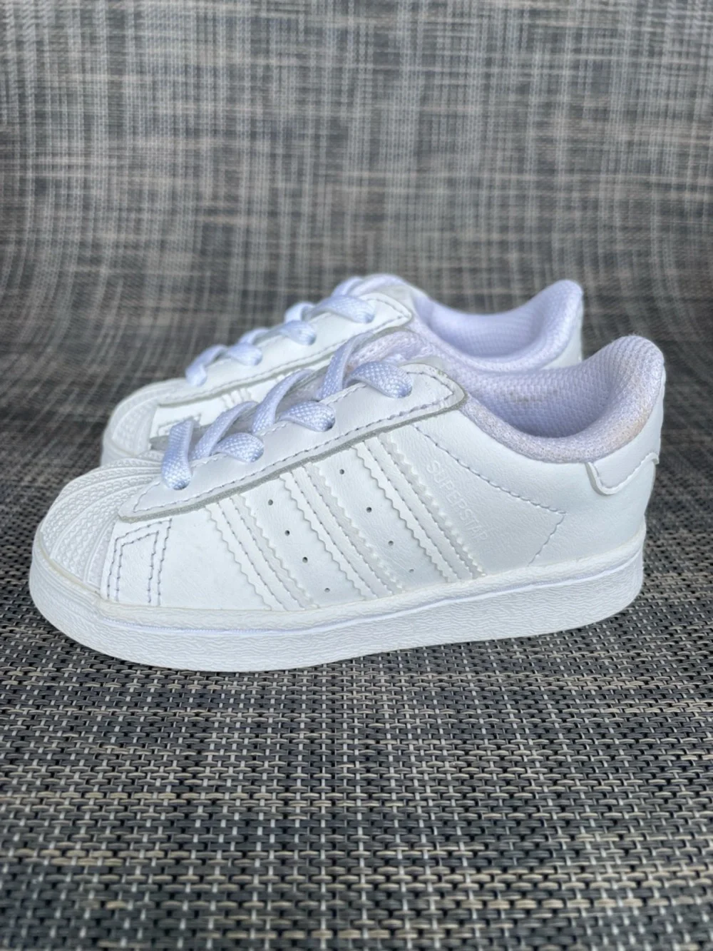 adidas clean white